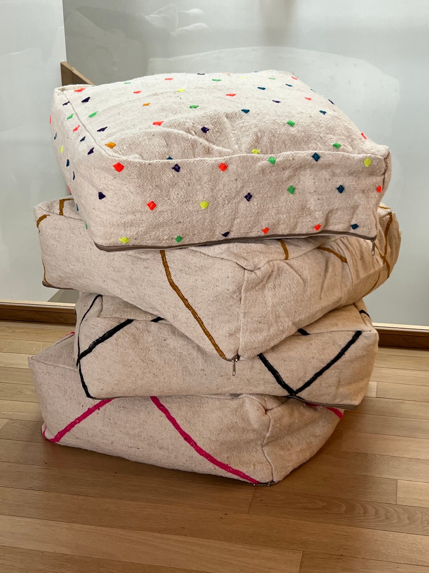LES POUFS KILIM