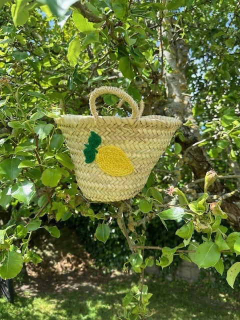 PETIT PANIER BRODE CERISES